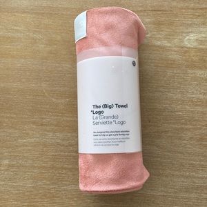 NWT - Lululemon The (Big) Towel